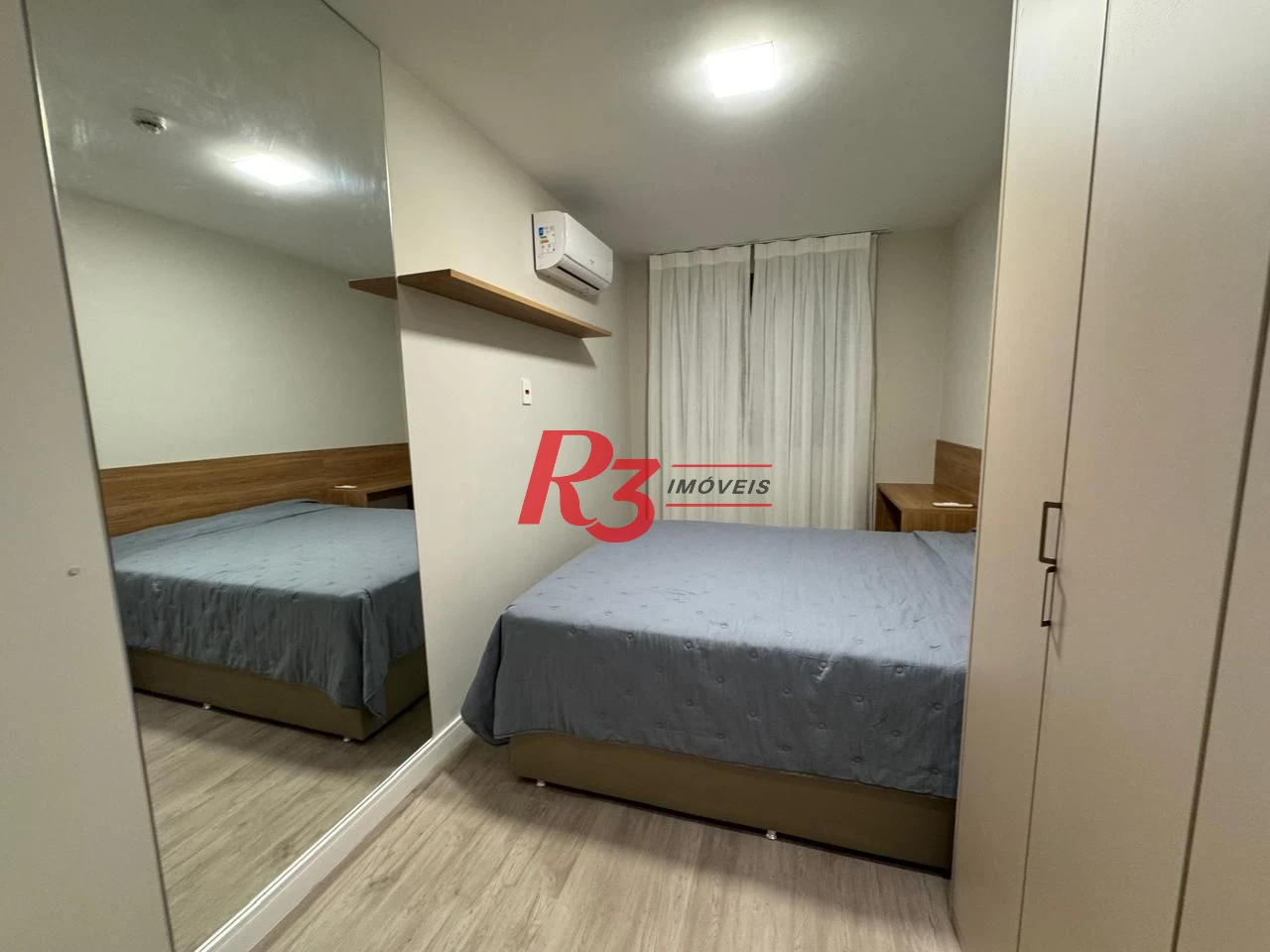 Apartamento com 1 dormitório para alugar, 44 m² por R$ 4.900,00/mês - Embaré - Santos/SP