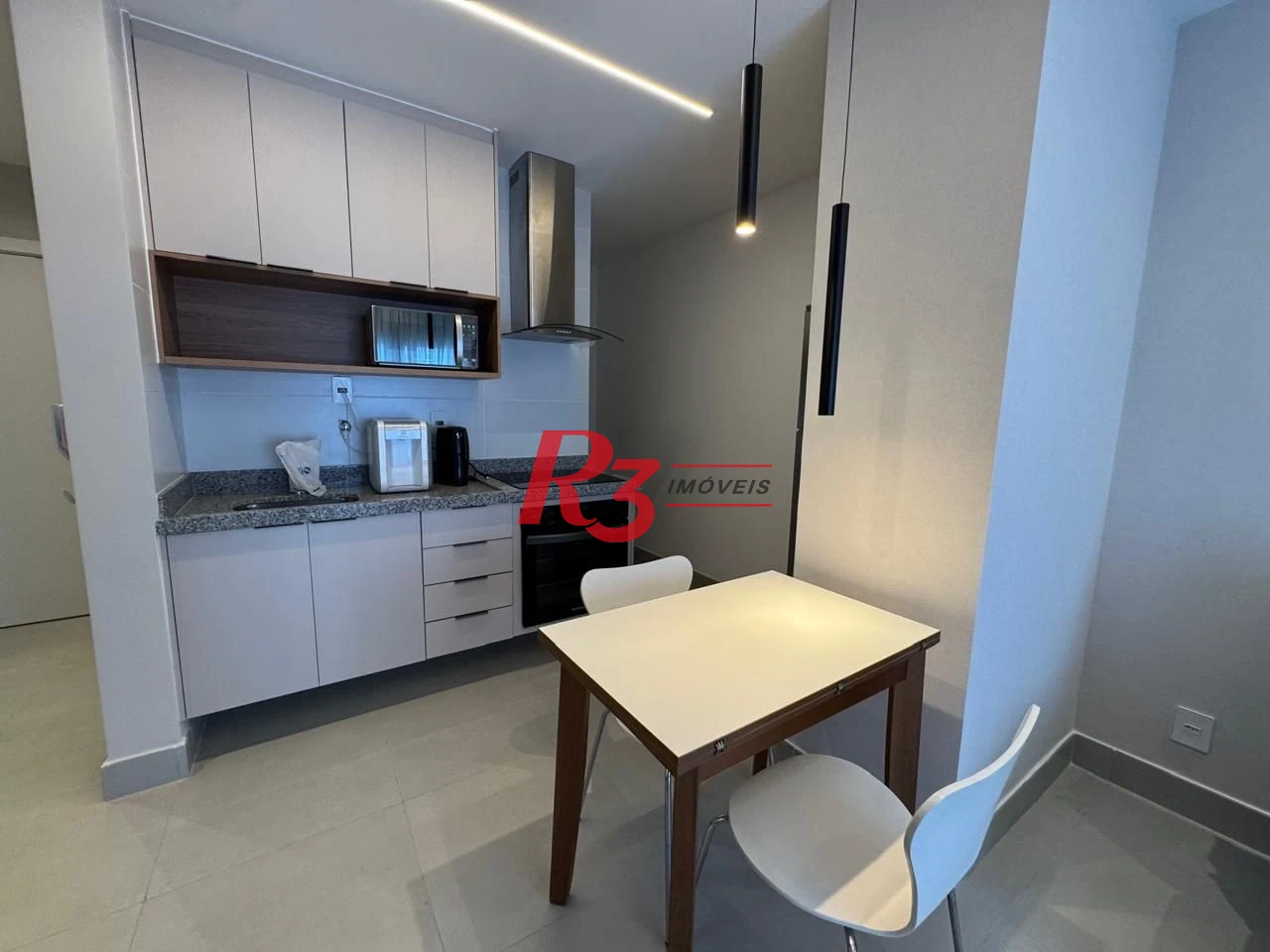 Apartamento com 1 dormitório para alugar, 44 m² por R$ 4.900,00/mês - Embaré - Santos/SP