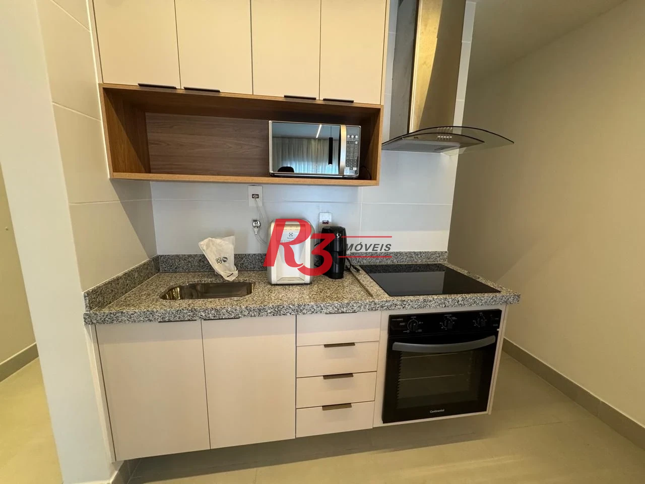 Apartamento com 1 dormitório para alugar, 44 m² por R$ 4.900,00/mês - Embaré - Santos/SP
