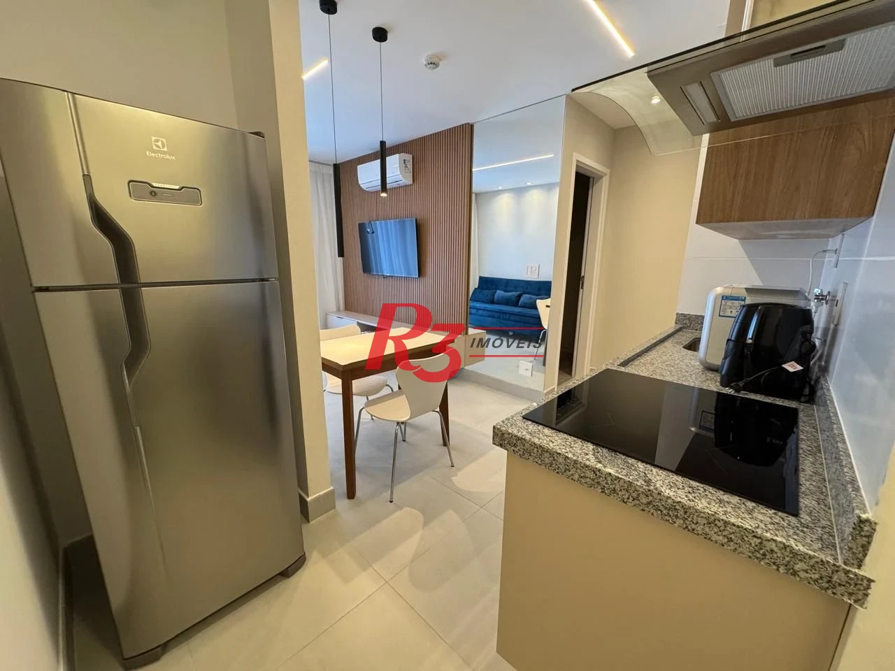 Apartamento com 1 dormitório para alugar, 44 m² por R$ 4.900,00/mês - Embaré - Santos/SP