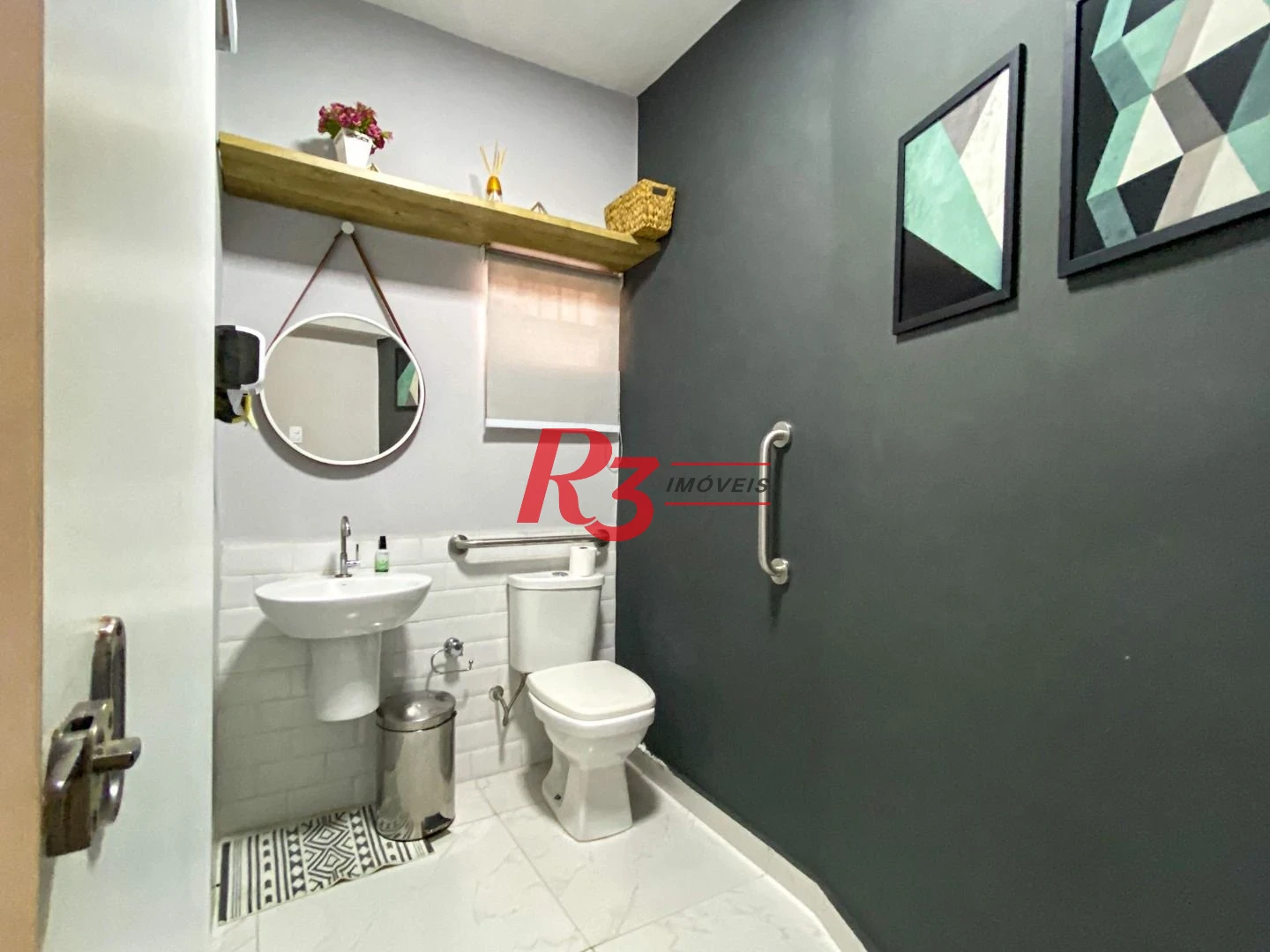 Sala para alugar, 12 m² por R$ 2.900,00/mês - Gonzaga - Santos/SP