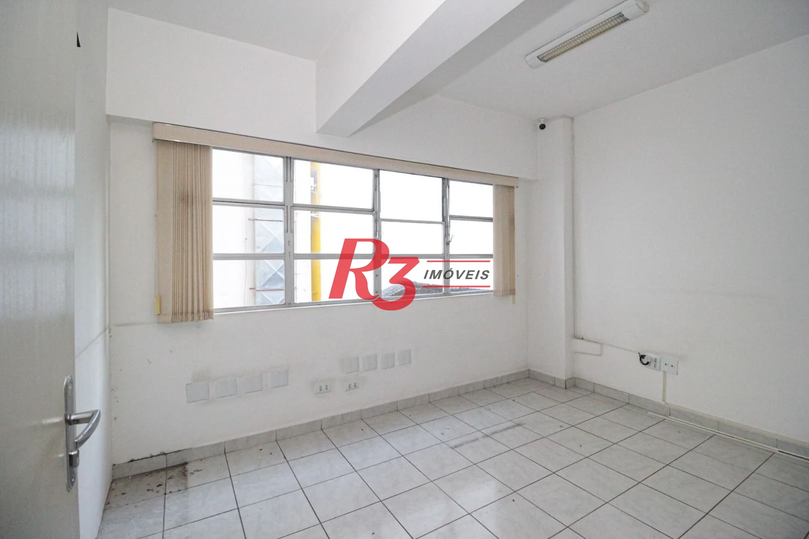 Sala para alugar, 92 m² por R$ 5.000,00/mês - Centro - Santos/SP