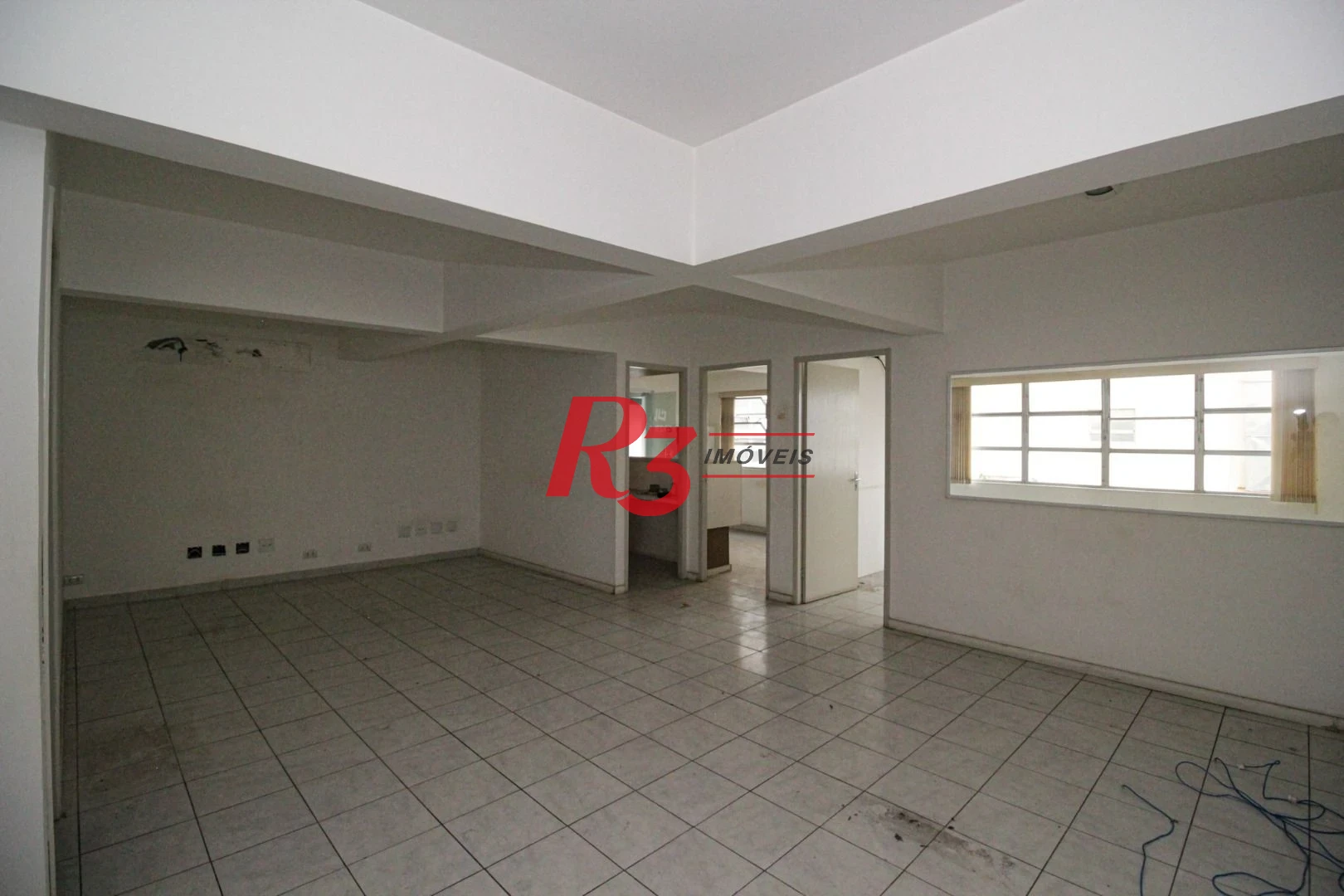 Sala para alugar, 92 m² por R$ 5.000,00/mês - Centro - Santos/SP