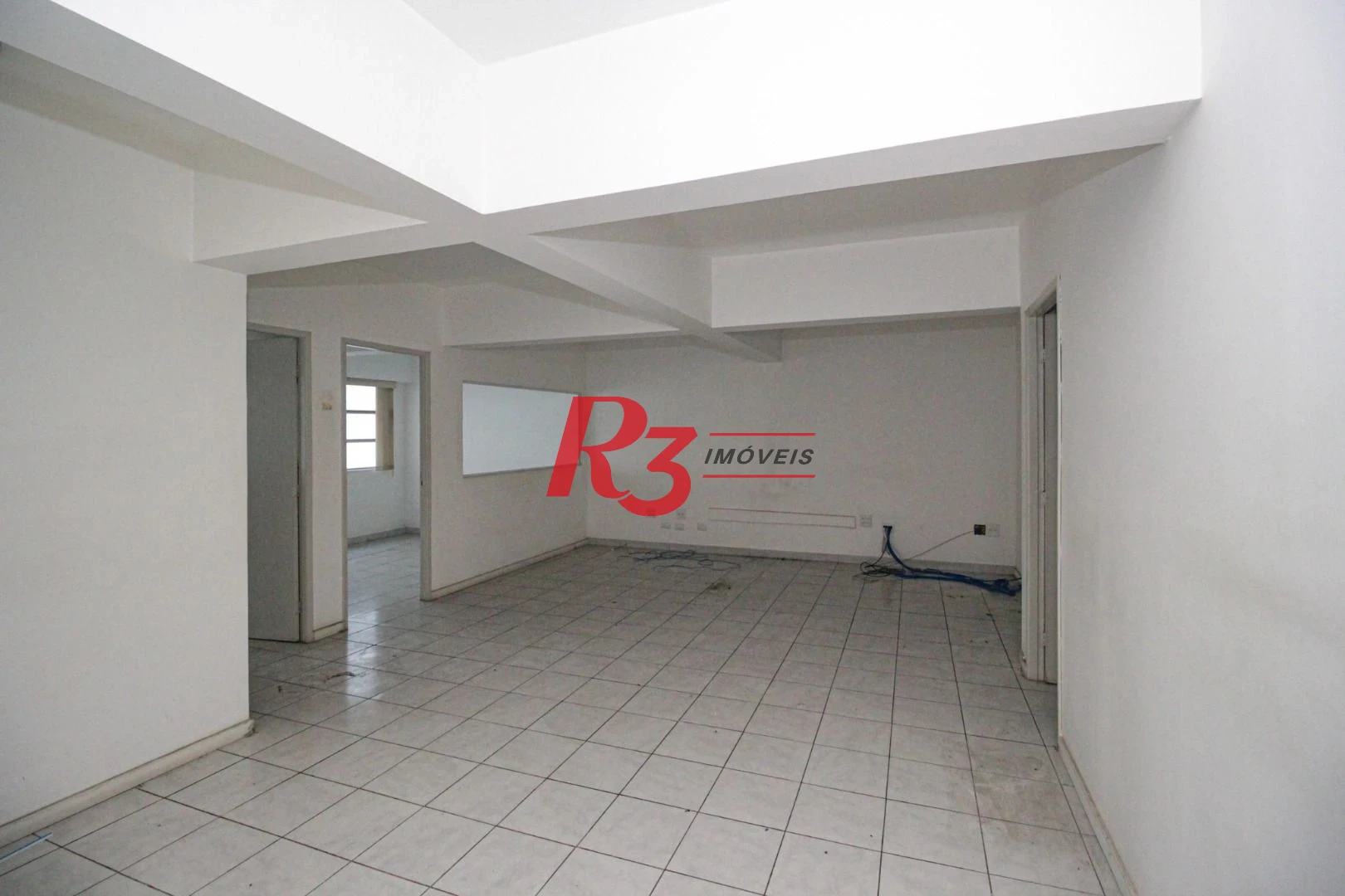 Sala para alugar, 92 m² por R$ 5.000,00/mês - Centro - Santos/SP