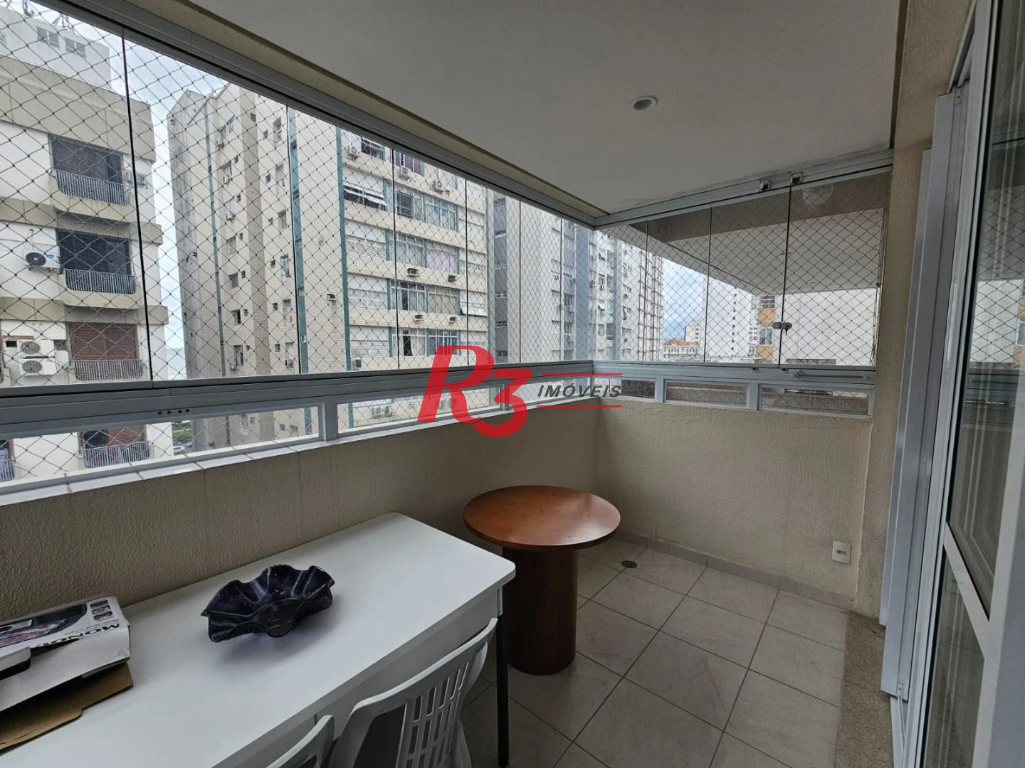 Apartamento com 2 dormitórios à venda, 72 m² por R$ 900.000,00 - Gonzaga - Santos/SP