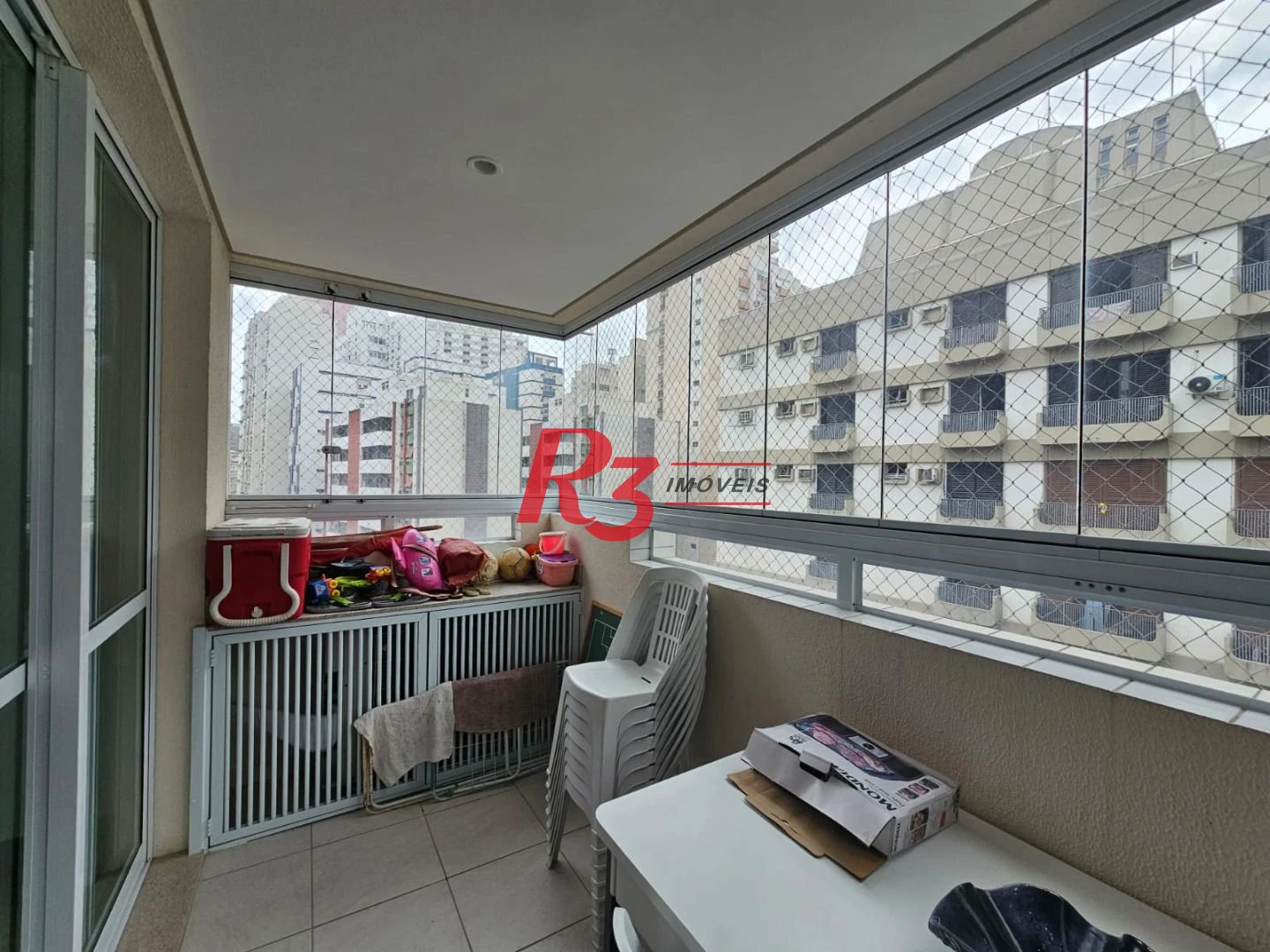 Apartamento com 2 dormitórios à venda, 72 m² por R$ 900.000,00 - Gonzaga - Santos/SP