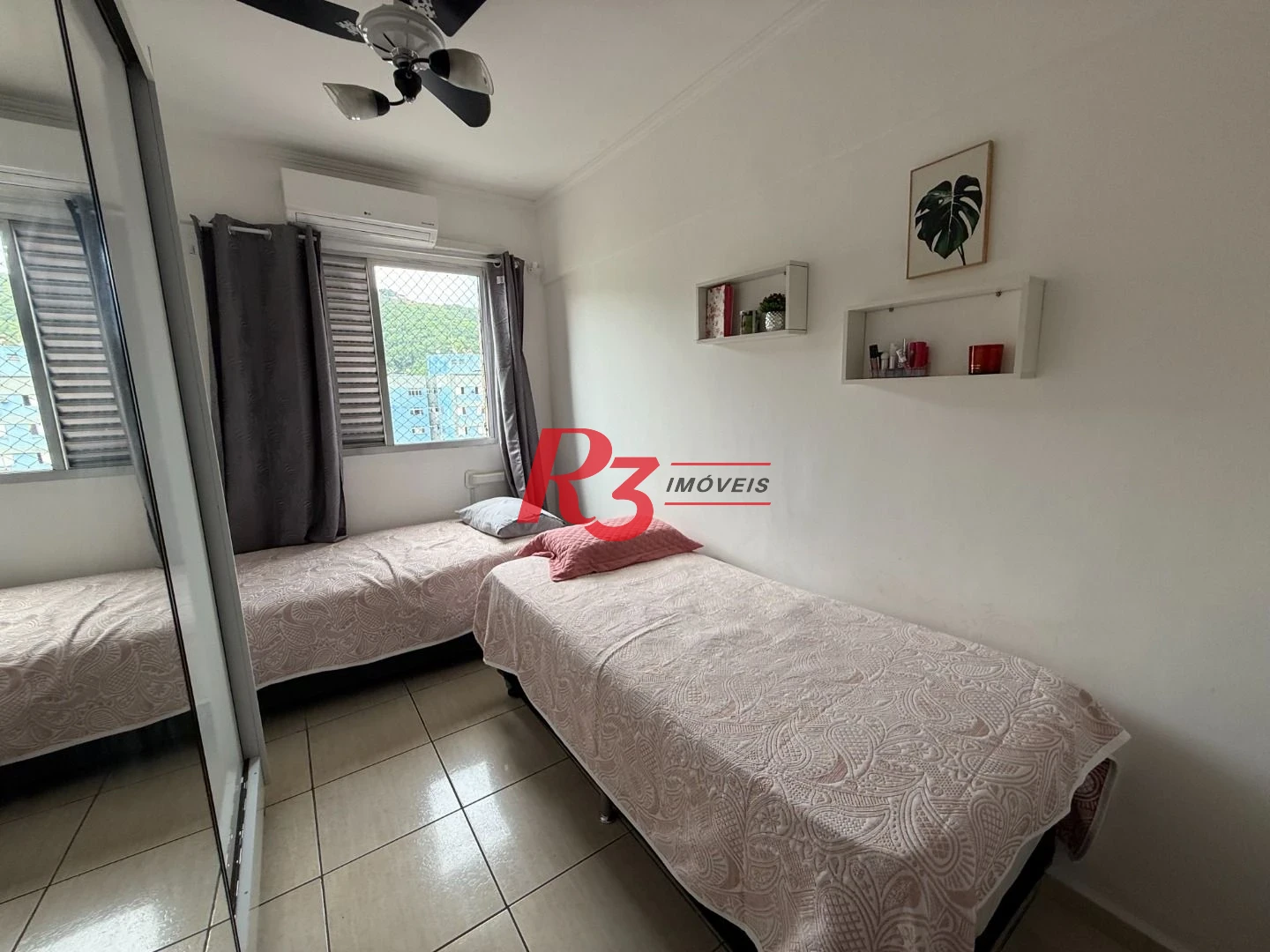 Apartamento à venda, 67 m² por R$ 250.000,00 - Saboó - Santos/SP