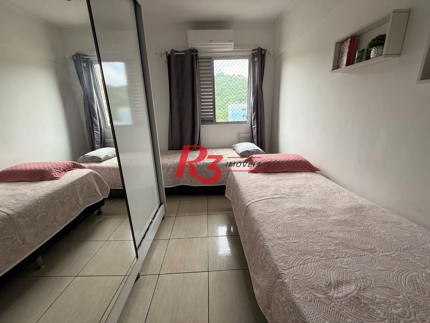 Apartamento à venda, 67 m² por R$ 250.000,00 - Saboó - Santos/SP