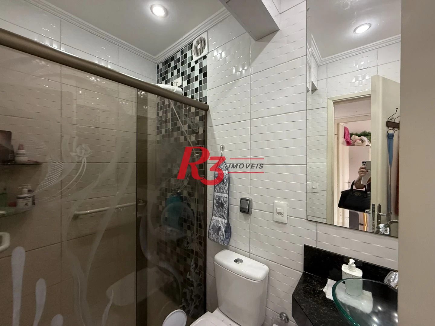 Apartamento à venda, 67 m² por R$ 250.000,00 - Saboó - Santos/SP