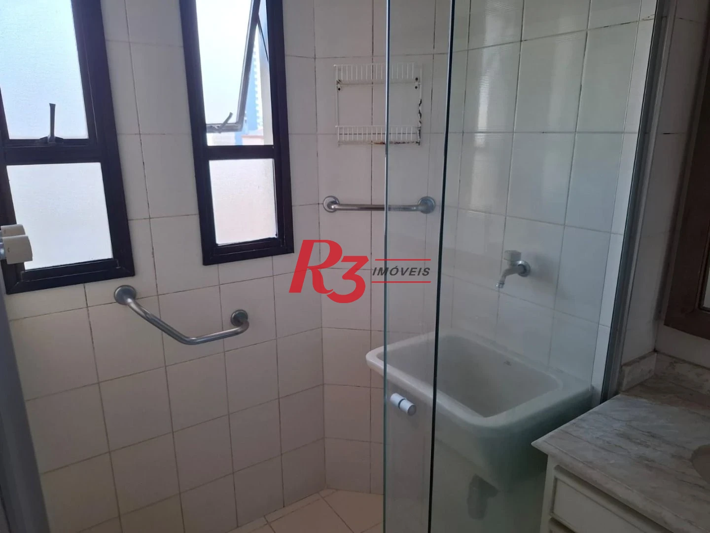Flat localização privilegiada em Santos !!!