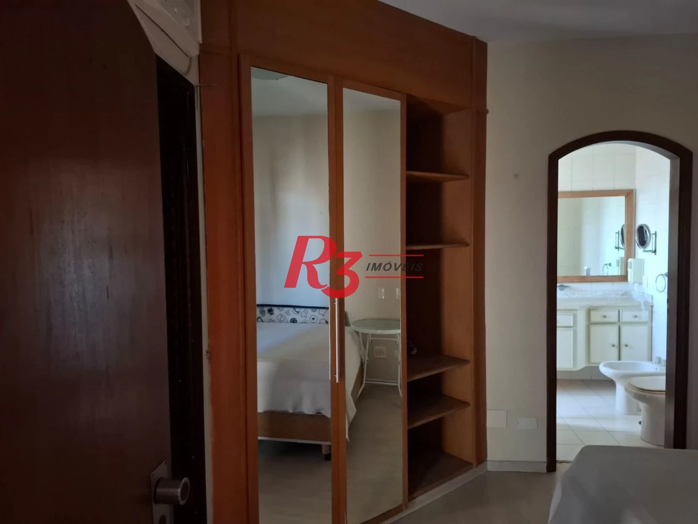Flat localização privilegiada em Santos !!!