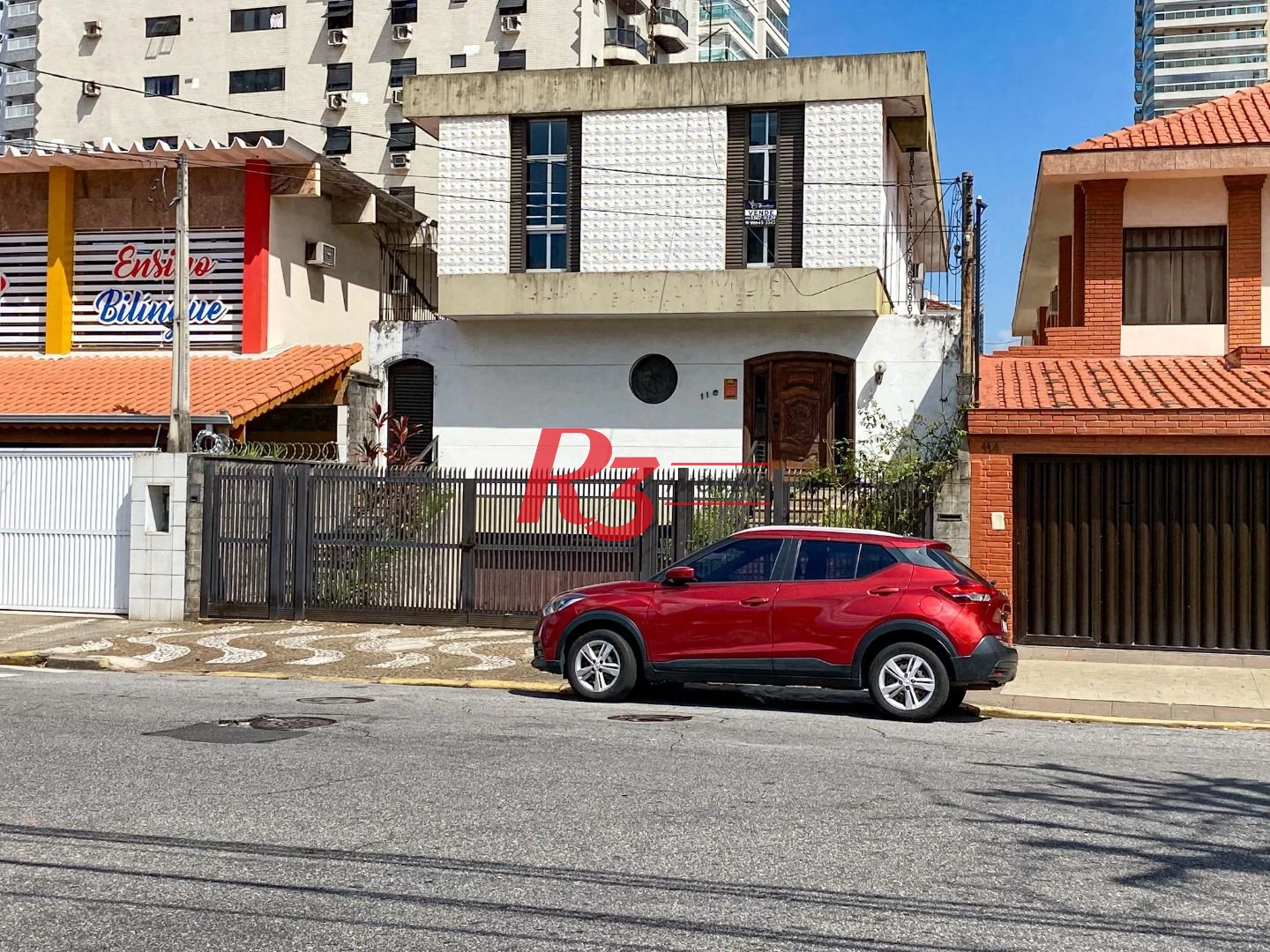 Sobrado para alugar com 4 dormitórios 1 Suíte, 390 m² Piscina, 2 VGS Boqueirão Santos/SP