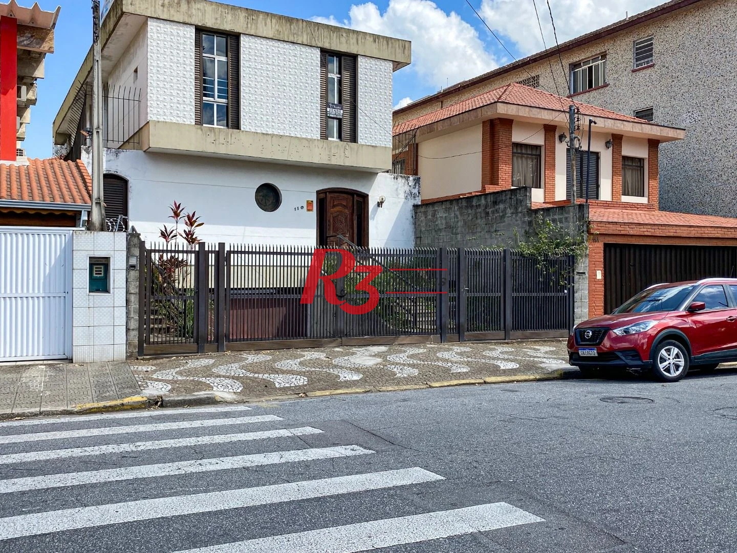 Sobrado para alugar com 4 dormitórios 1 Suíte, 390 m² Piscina, 2 VGS Boqueirão Santos/SP