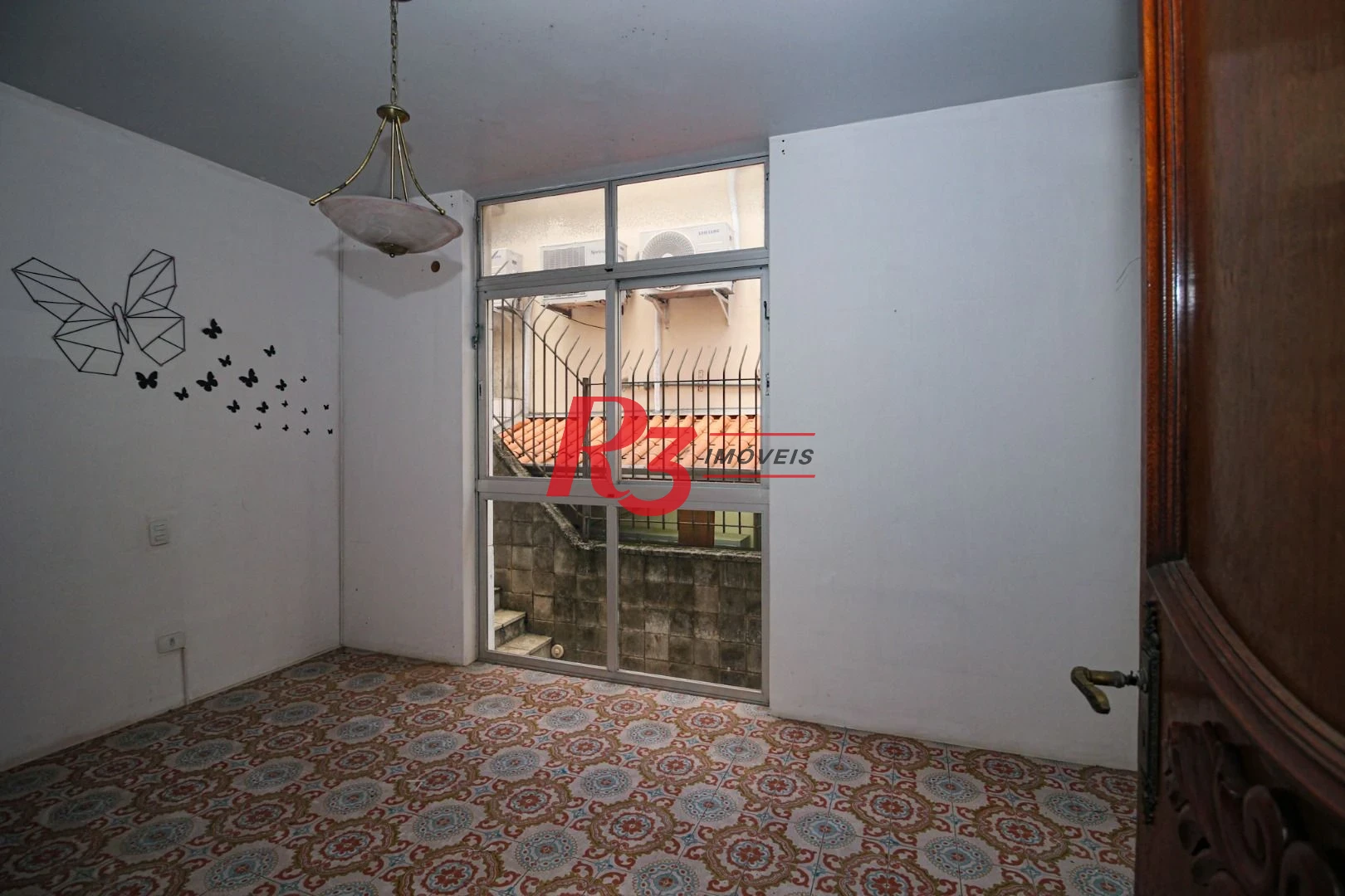 Sobrado para alugar com 4 dormitórios 1 Suíte, 390 m² Piscina, 2 VGS Boqueirão Santos/SP