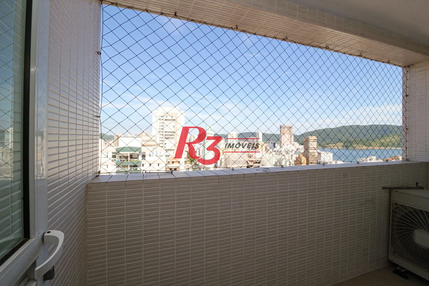 Apartamento com 3 dormitórios à venda, 151 m² por R$ 3.400.000,00 - Aparecida - Santos/SP