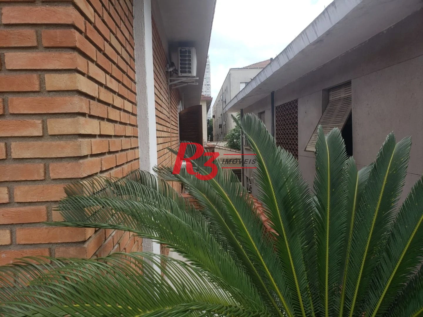 Sobrado, 380 m² - venda por R$ 3.000.000,00 ou aluguel por R$ 20.860,00/mês - Embaré - Santos/SP