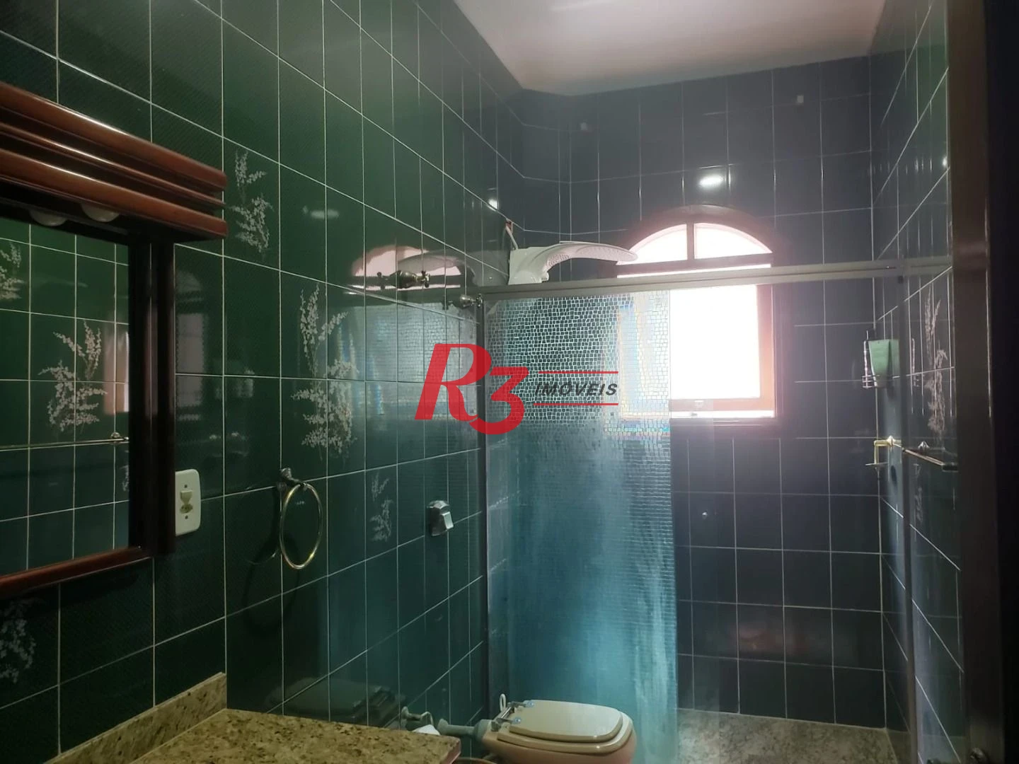 Sobrado, 380 m² - venda por R$ 3.000.000,00 ou aluguel por R$ 20.860,00/mês - Embaré - Santos/SP