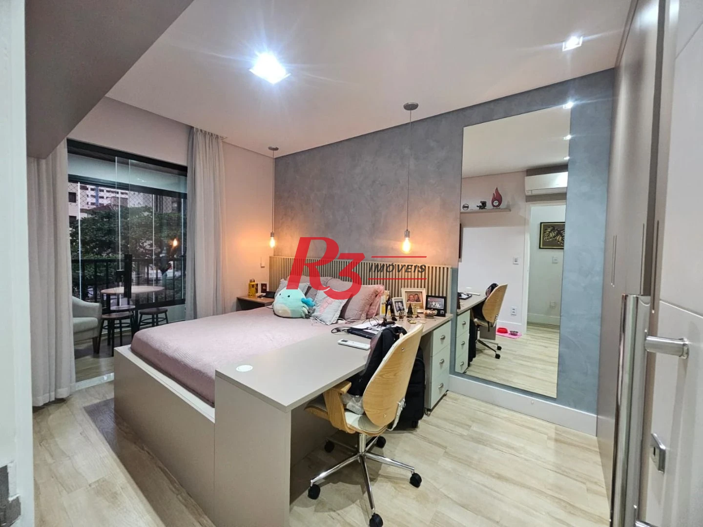 Apartamento com 3 dormitórios à venda, 120 m² por R$ 1.790.000,00 - Pompéia - Santos/SP