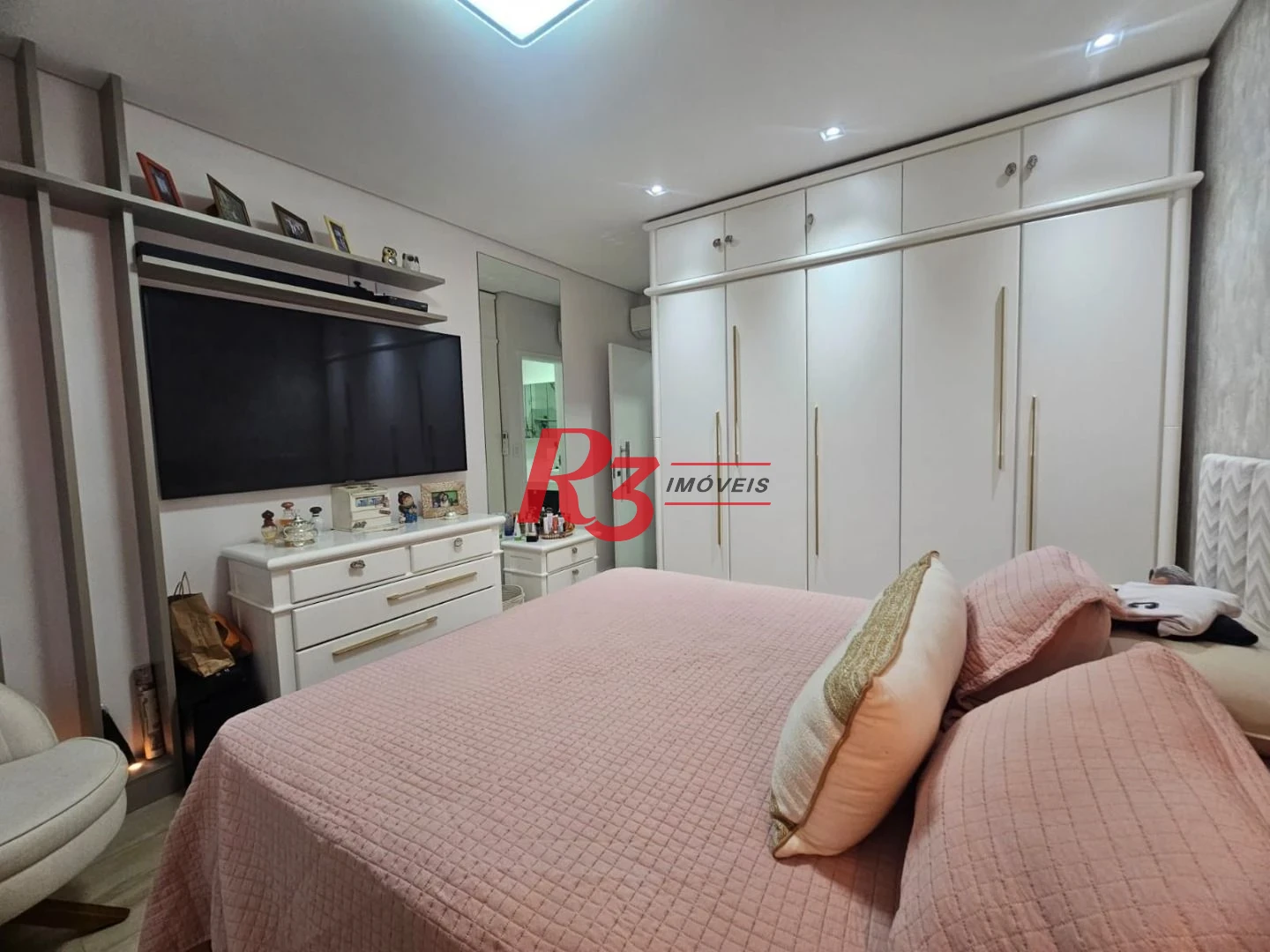 Apartamento com 3 dormitórios à venda, 120 m² por R$ 1.790.000,00 - Pompéia - Santos/SP