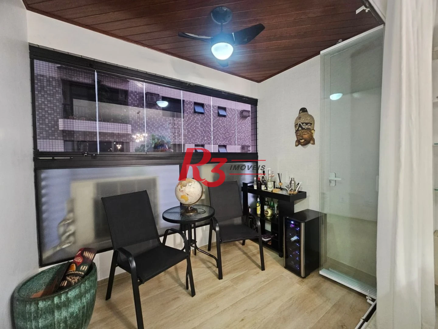 Apartamento com 3 dormitórios à venda, 120 m² por R$ 1.790.000,00 - Pompéia - Santos/SP