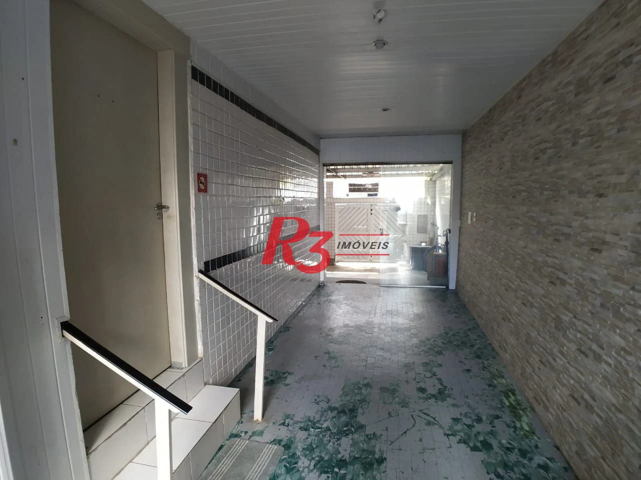 Casa com 6 dormitórios, 223 m² - venda por R$ 900.000,00 ou aluguel por R$ 9.910,60/mês - Vila Matias - Santos/SP