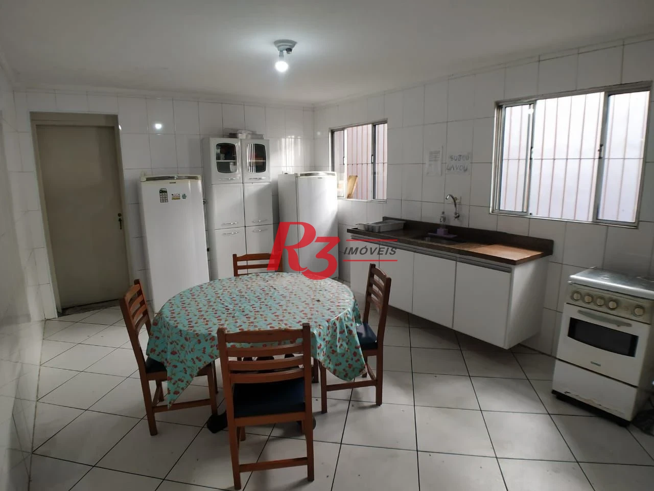 Casa com 6 dormitórios, 223 m² - venda por R$ 900.000,00 ou aluguel por R$ 9.910,60/mês - Vila Matias - Santos/SP