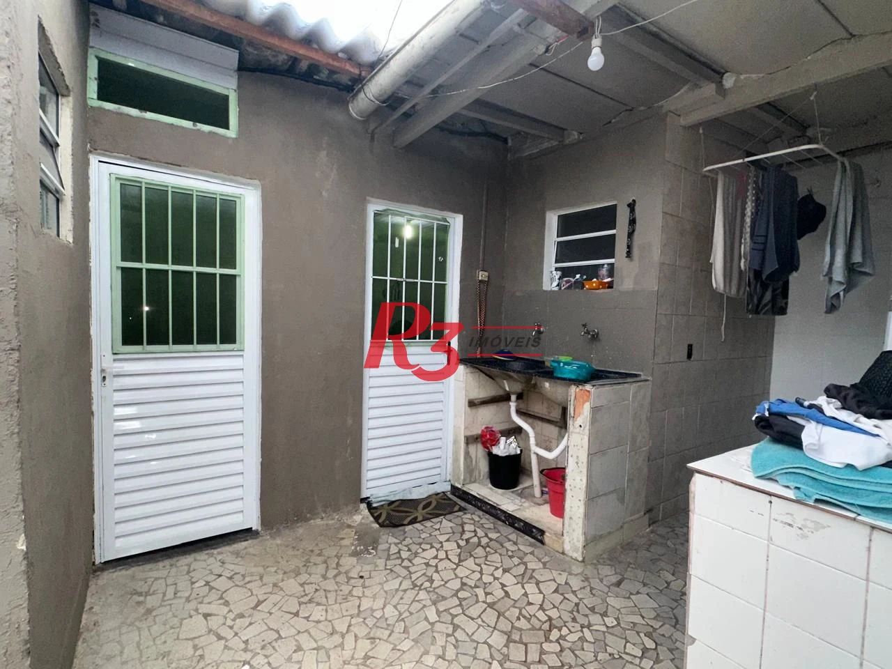 Casa com 6 dormitórios, 223 m² - venda por R$ 900.000,00 ou aluguel por R$ 9.910,60/mês - Vila Matias - Santos/SP