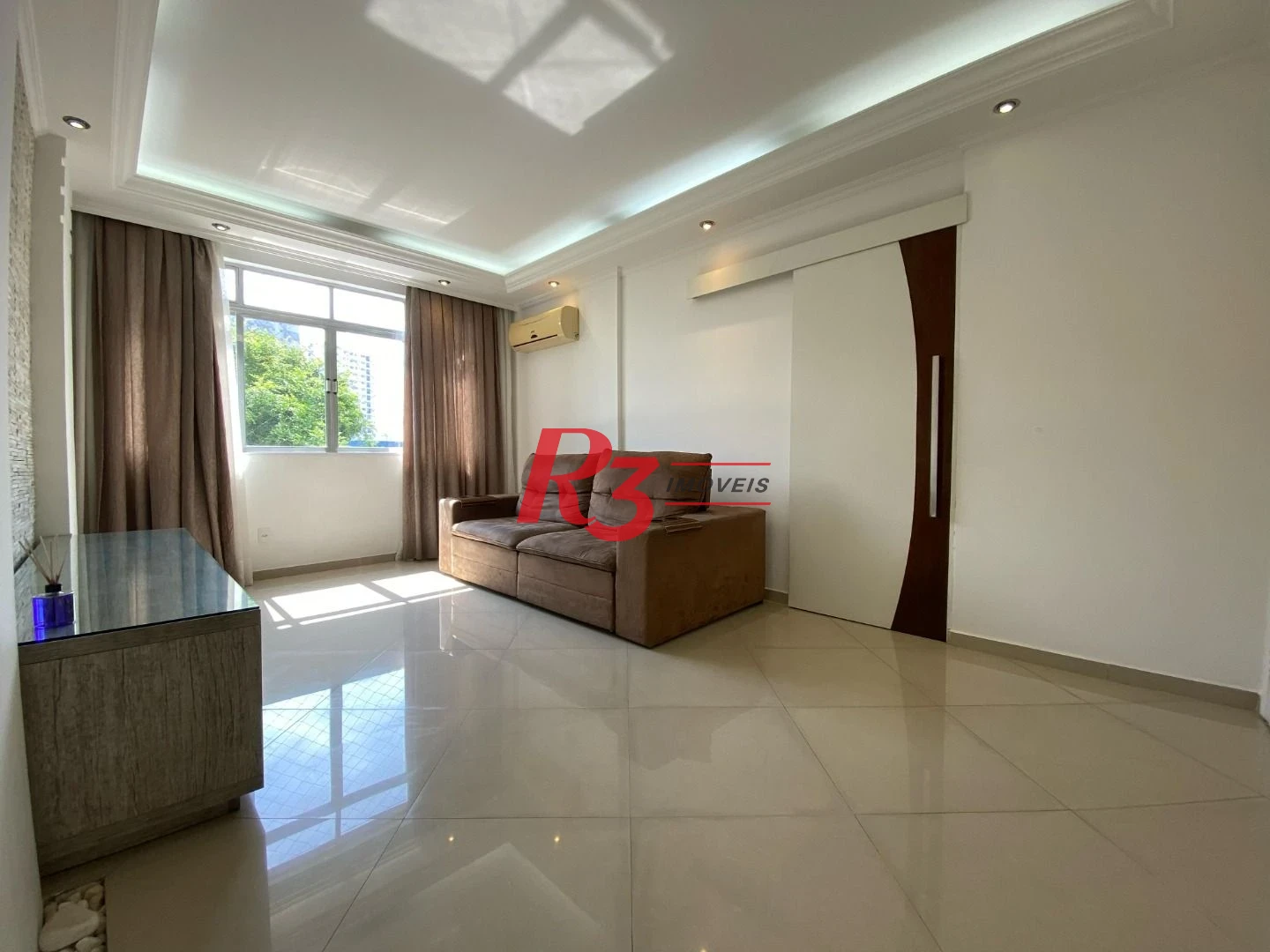 Apartamento com 2 dormitórios à venda, 95 m² por R$ 715.000,00 - Boqueirão - Santos/SP