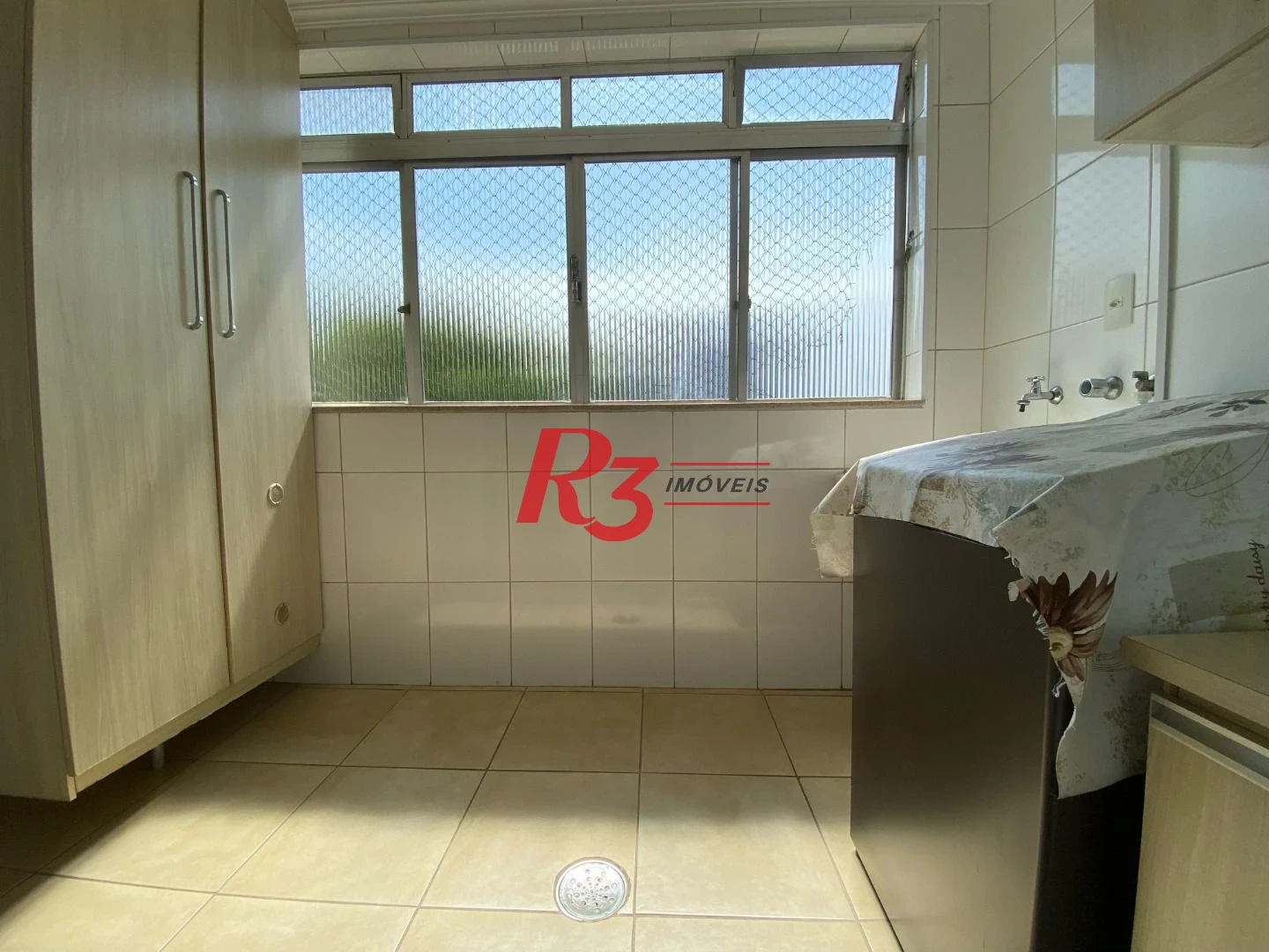 Apartamento com 2 dormitórios à venda, 95 m² por R$ 715.000,00 - Boqueirão - Santos/SP
