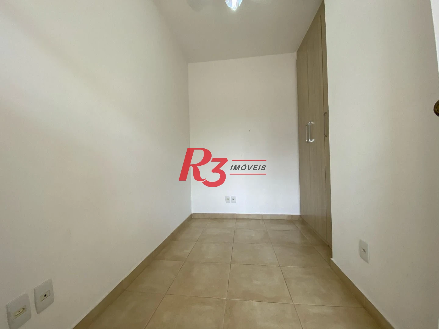 Apartamento com 2 dormitórios à venda, 95 m² por R$ 715.000,00 - Boqueirão - Santos/SP