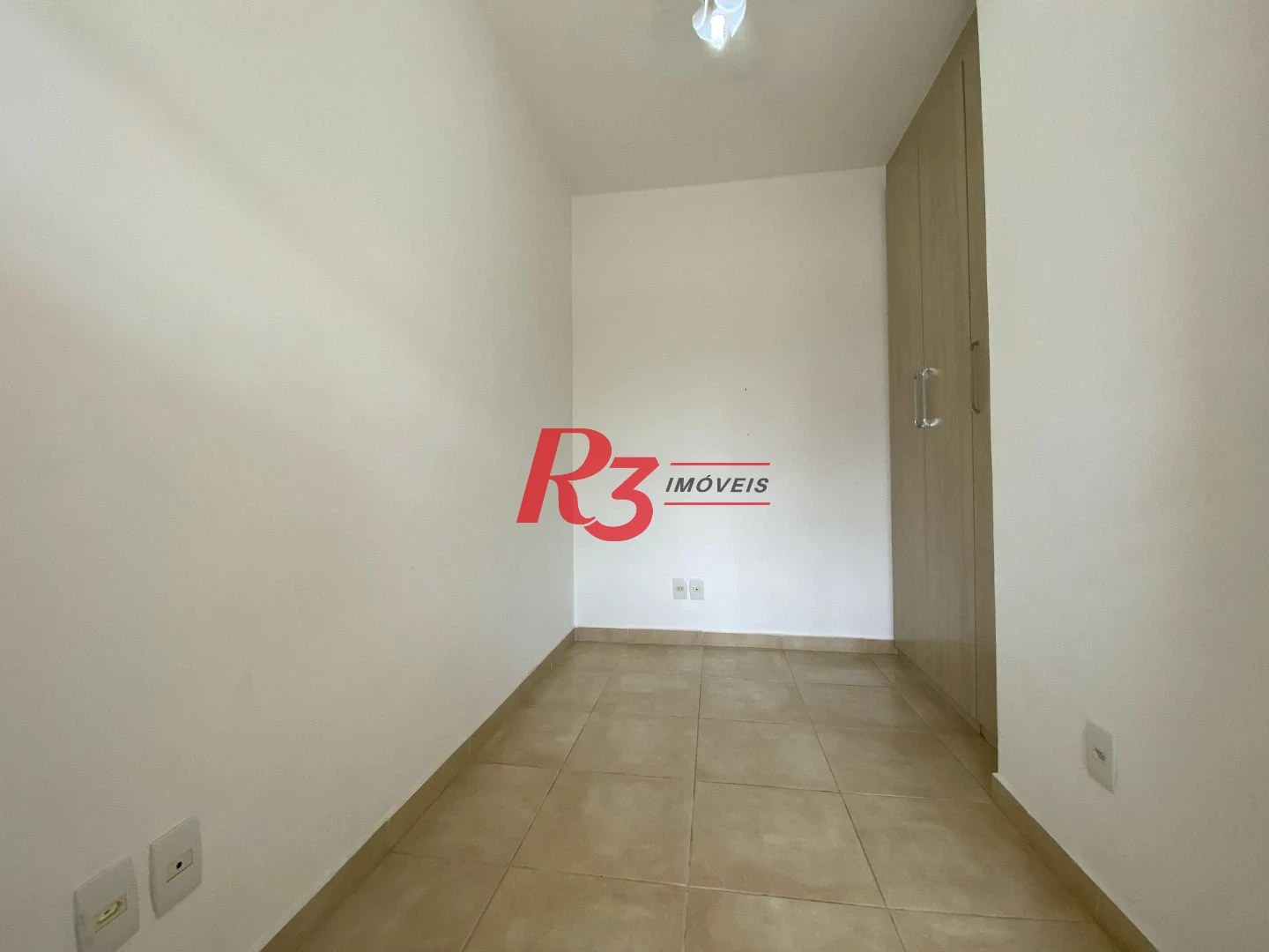 Apartamento com 2 dormitórios à venda, 95 m² por R$ 715.000,00 - Boqueirão - Santos/SP
