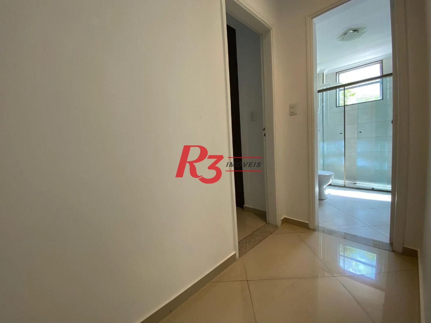 Apartamento com 2 dormitórios à venda, 95 m² por R$ 715.000,00 - Boqueirão - Santos/SP