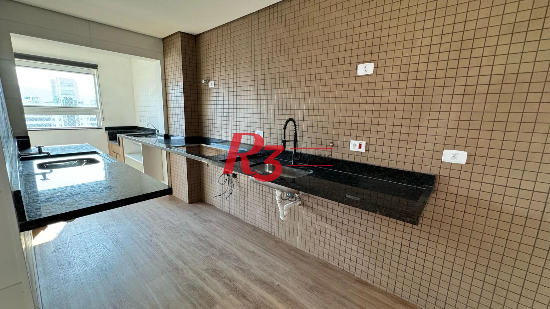 Apartamento com 2 dormitórios para alugar, 65 m² por R$ 4.000,00/mês - Macuco - Santos/SP