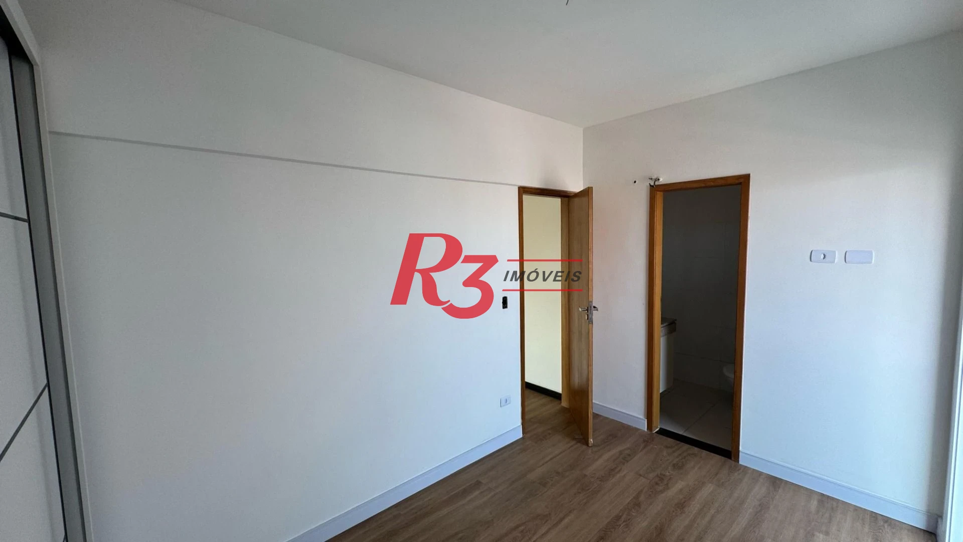 Apartamento com 2 dormitórios para alugar, 65 m² por R$ 4.000,00/mês - Macuco - Santos/SP