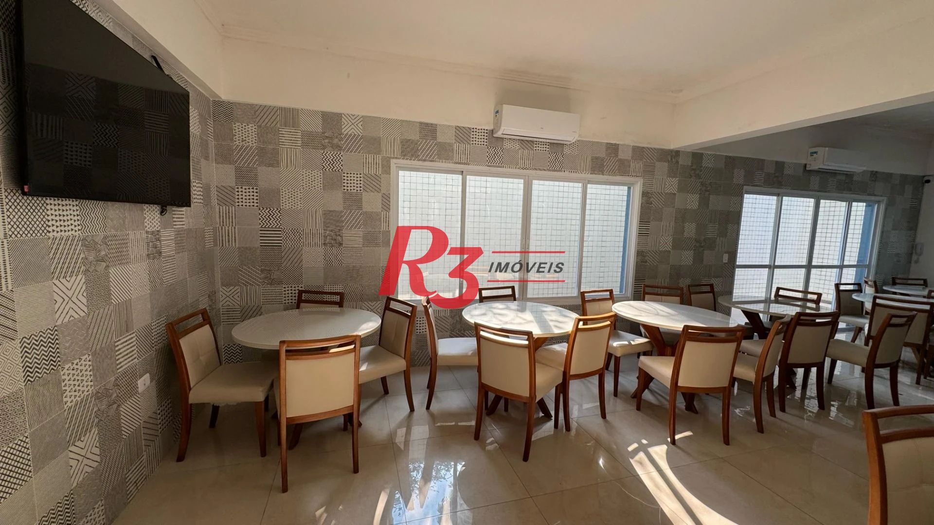Apartamento com 2 dormitórios para alugar, 65 m² por R$ 4.000,00/mês - Macuco - Santos/SP