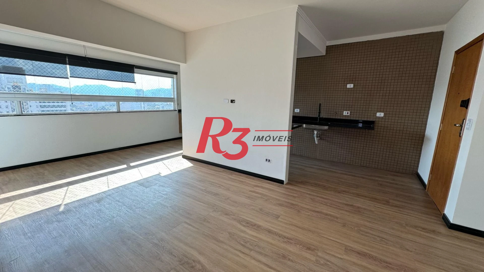 Apartamento com 2 dormitórios para alugar, 65 m² por R$ 4.000,00/mês - Macuco - Santos/SP
