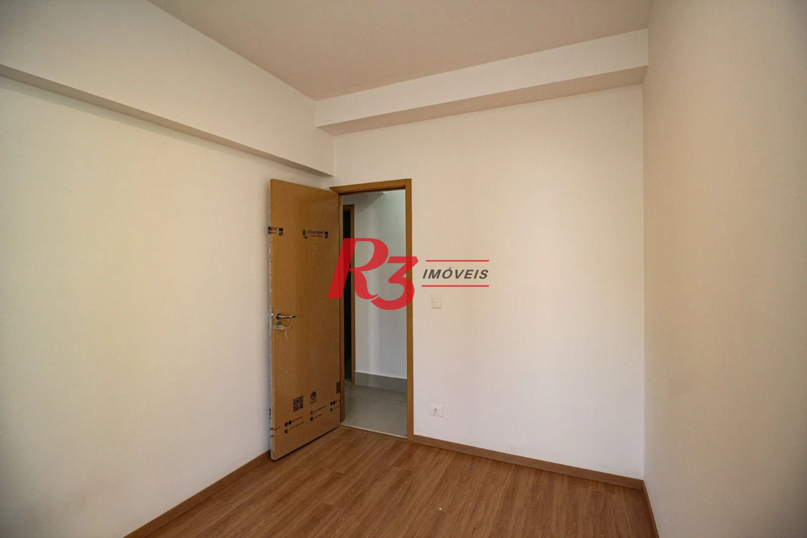 Apartamento com 2 dormitórios à venda, 75 m² por R$ 950.000,00 - José Menino - Santos/SP