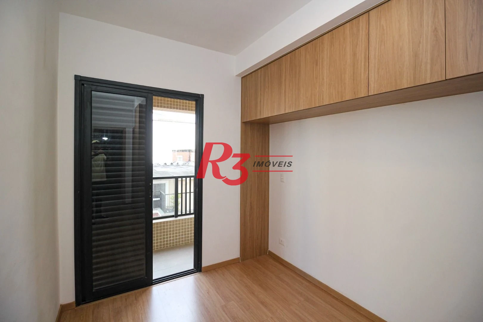 Apartamento com 2 dormitórios à venda, 75 m² por R$ 950.000,00 - José Menino - Santos/SP