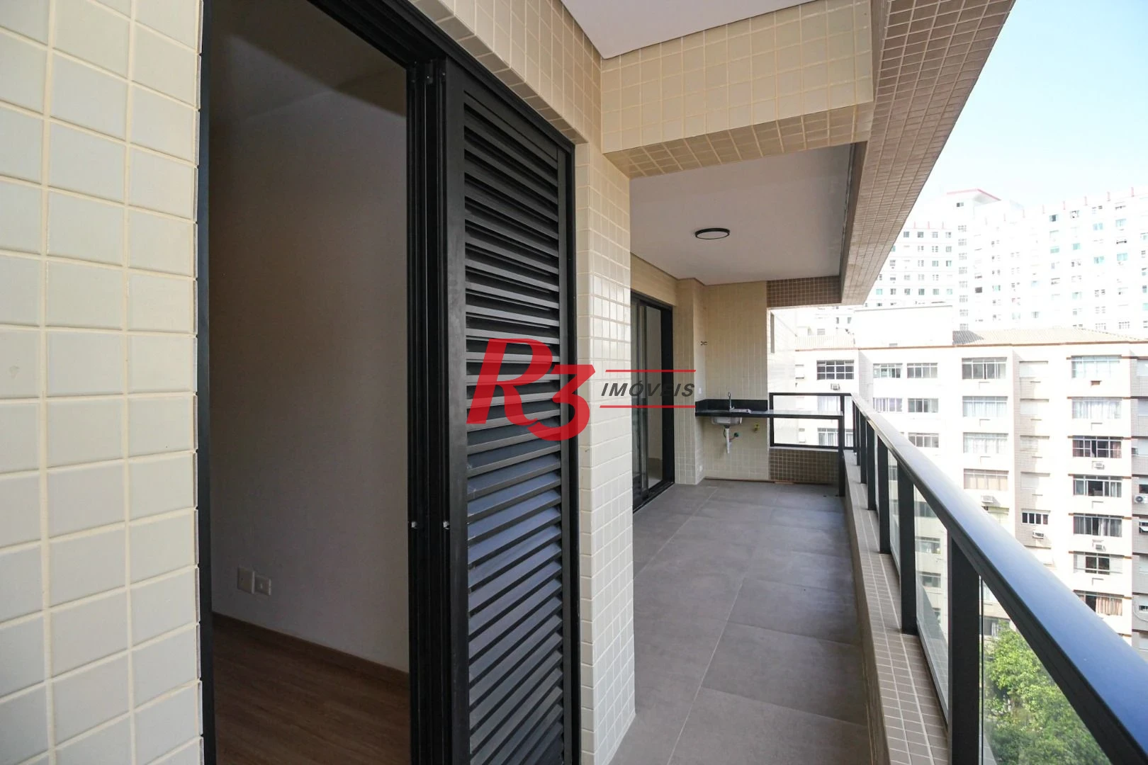 Apartamento com 2 dormitórios à venda, 75 m² por R$ 950.000,00 - José Menino - Santos/SP