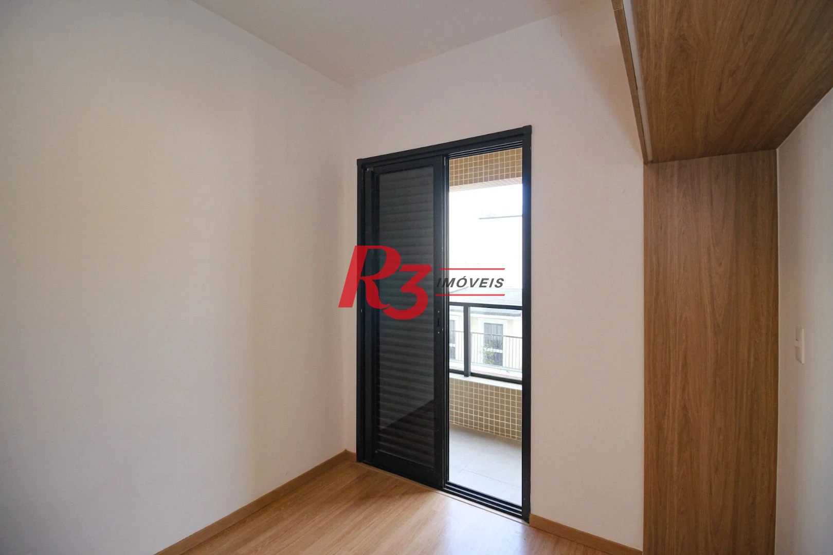Apartamento com 2 dormitórios à venda, 75 m² por R$ 950.000,00 - José Menino - Santos/SP
