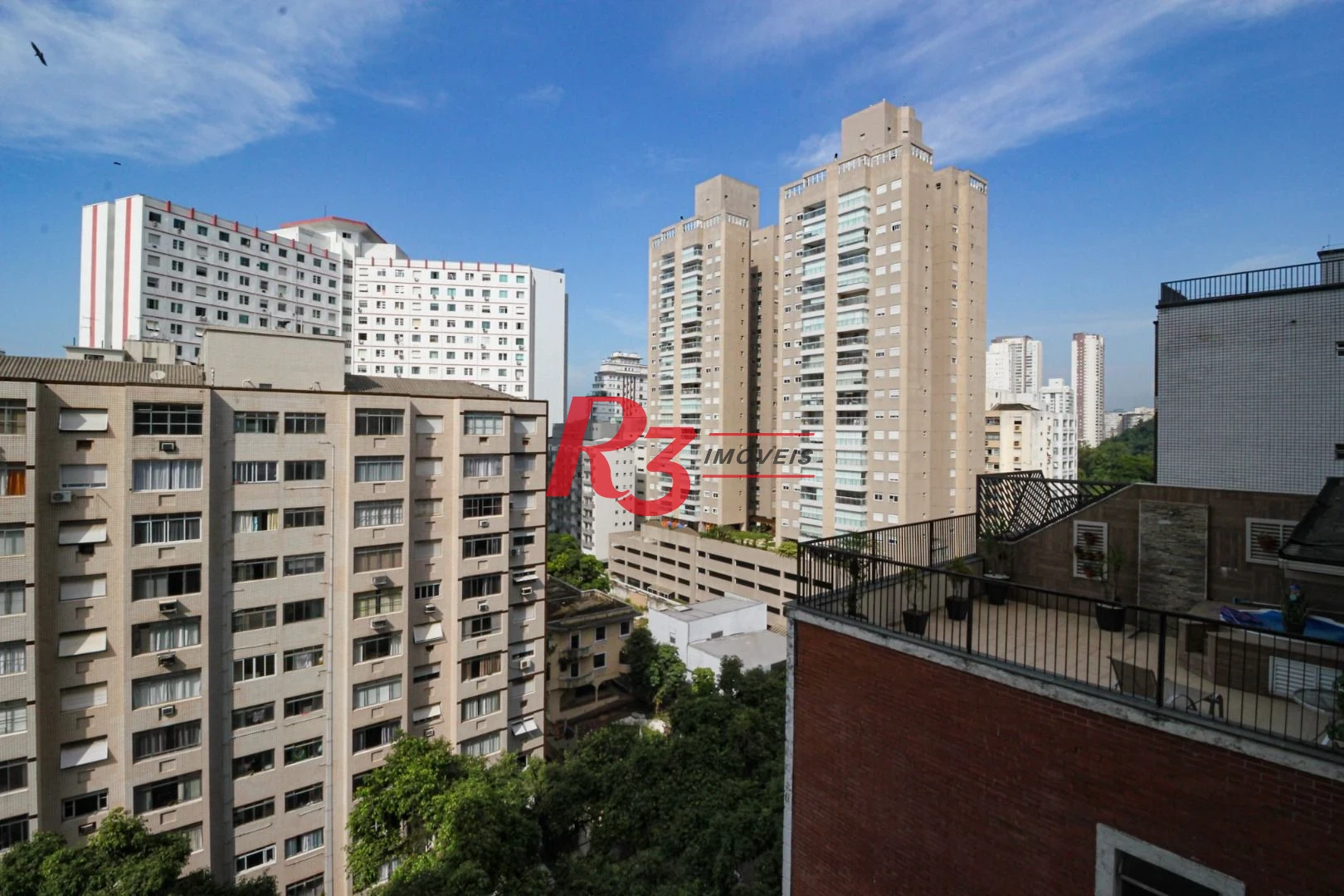 Apartamento com 2 dormitórios à venda, 75 m² por R$ 950.000,00 - José Menino - Santos/SP