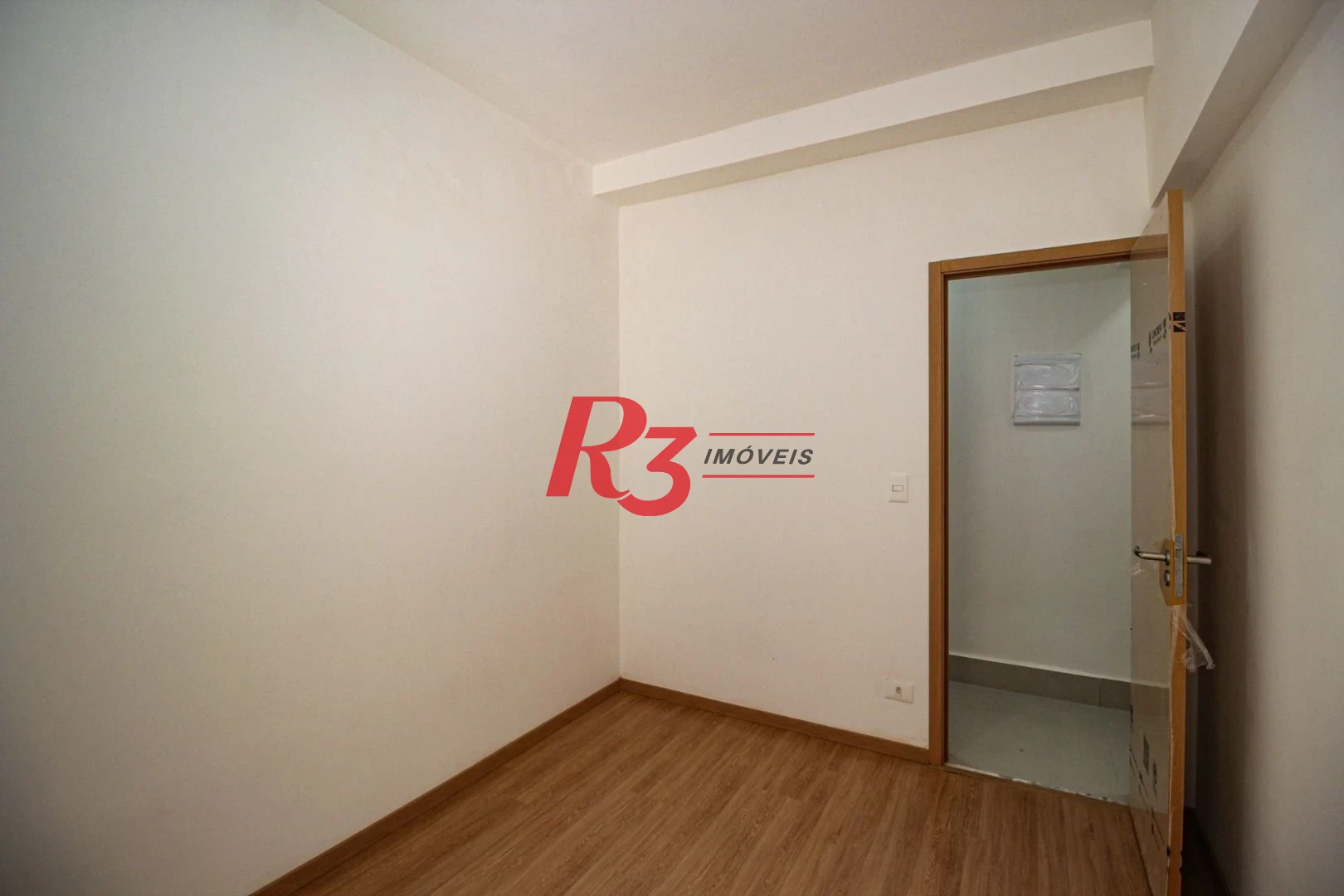 Apartamento com 2 dormitórios à venda, 75 m² por R$ 980.000,00 - José Menino - Santos/SP