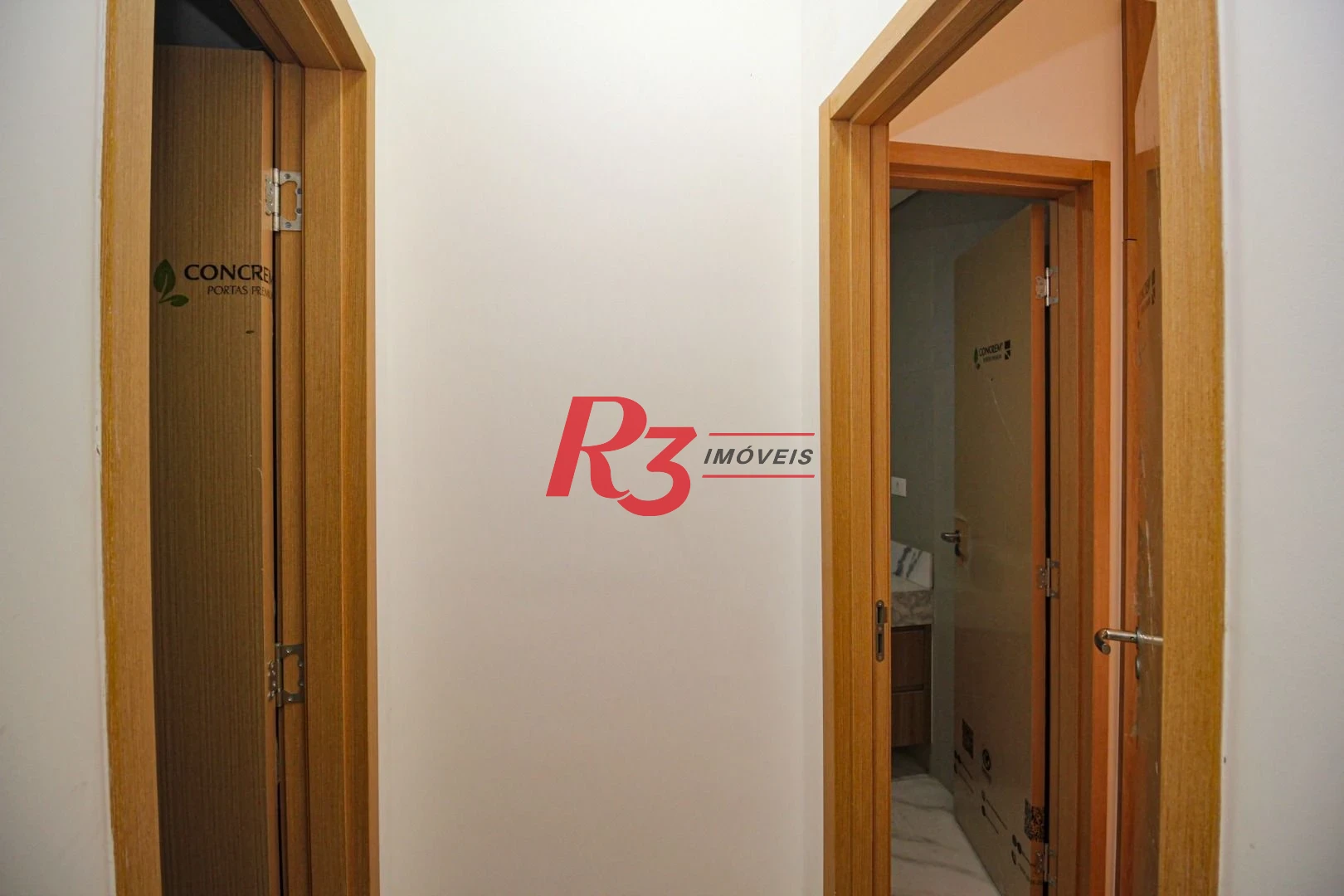 Apartamento com 2 dormitórios à venda, 75 m² por R$ 980.000,00 - José Menino - Santos/SP