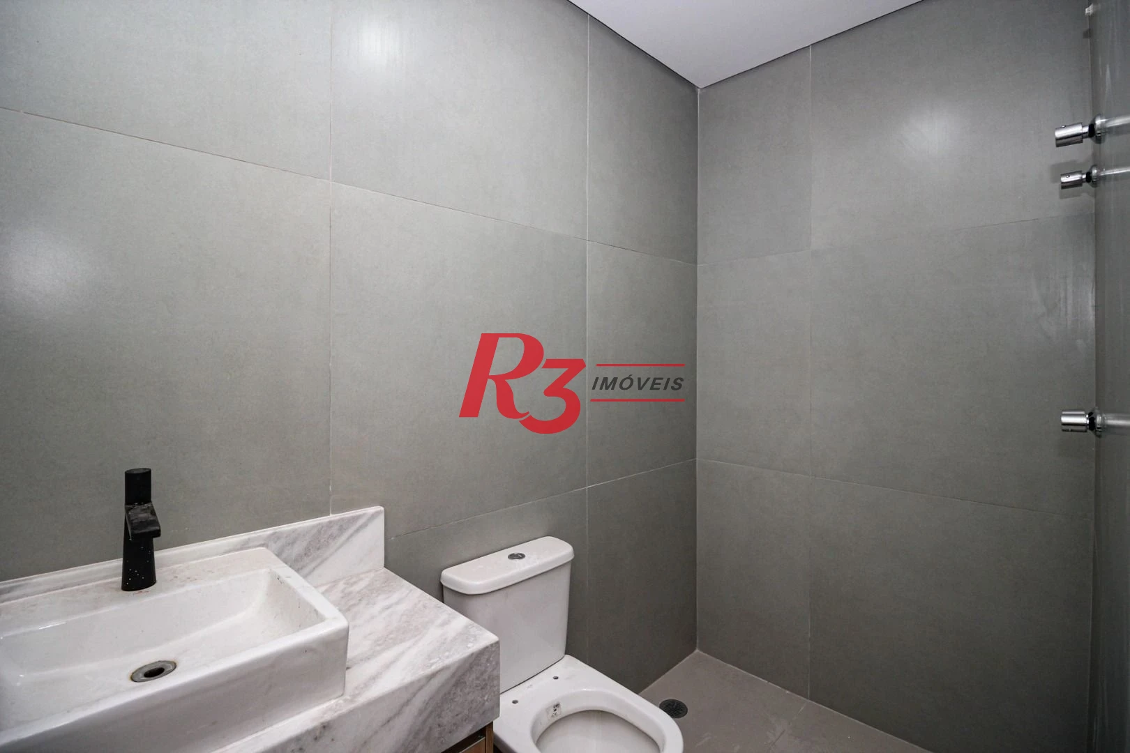 Apartamento com 2 dormitórios à venda, 75 m² por R$ 980.000,00 - José Menino - Santos/SP