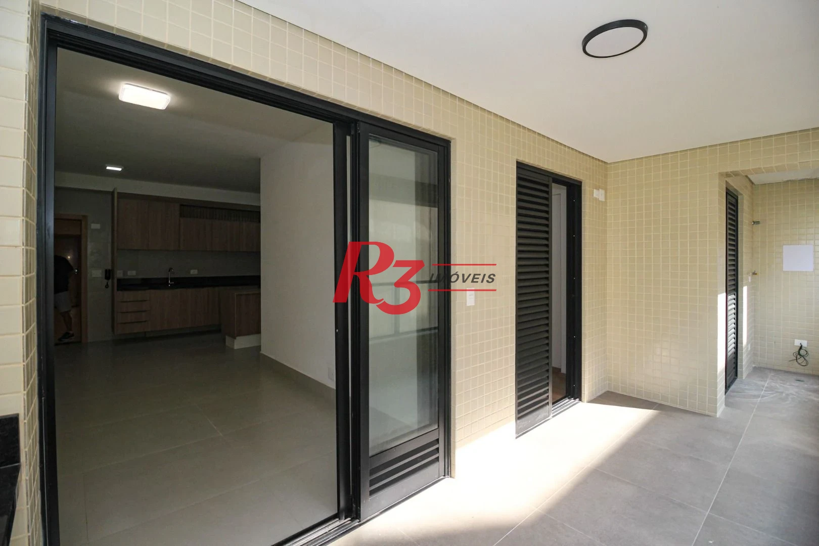 Apartamento com 2 dormitórios à venda, 75 m² por R$ 980.000,00 - José Menino - Santos/SP