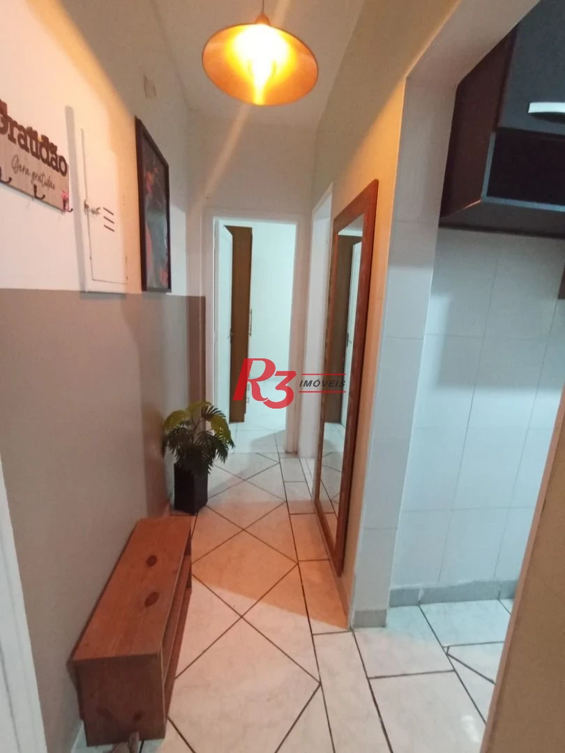 Apartamento com 2 dormitórios à venda, 60 m² por R$ 300.000,00 - Vila Matias - Santos/SP