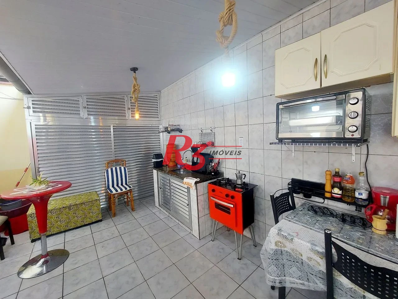 Apartamento com 2 dormitórios para alugar, 60 m² por R$ 2.500,00/mês - Vila Matias - Santos/SP
