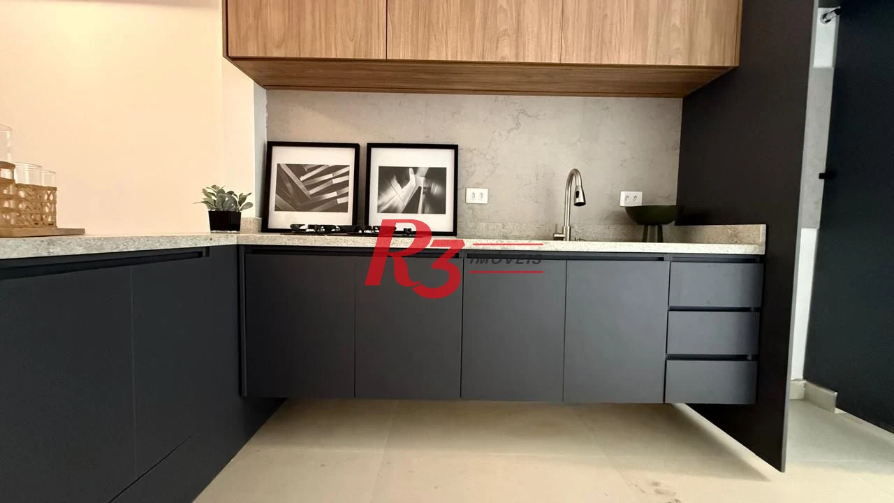 Apartamento com 2 dormitórios à venda, 90 m² por R$ 820.000,00 - Boqueirão - Santos/SP