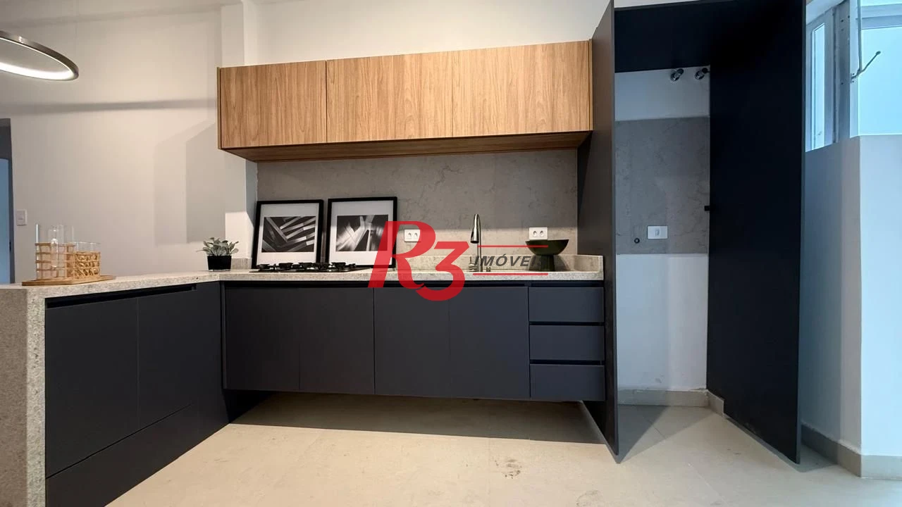 Apartamento com 2 dormitórios à venda, 90 m² por R$ 820.000,00 - Boqueirão - Santos/SP