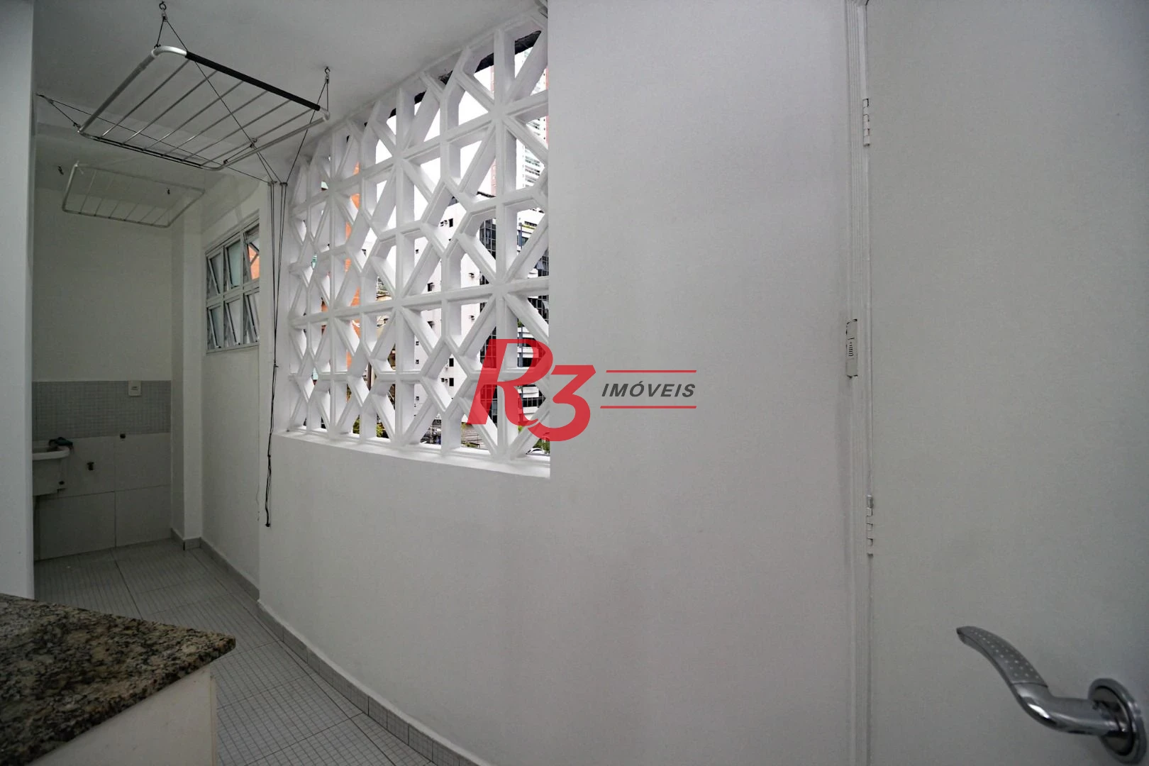 Apartamento com 3 dormitórios à venda, 179 m² por R$ 1.300.000,00 - José Menino - Santos/SP